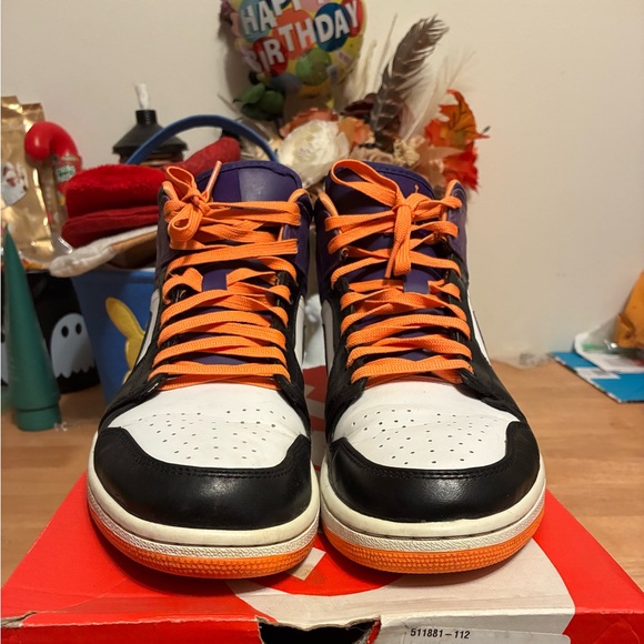 Jordan Other - Jordan phoenix 1s
